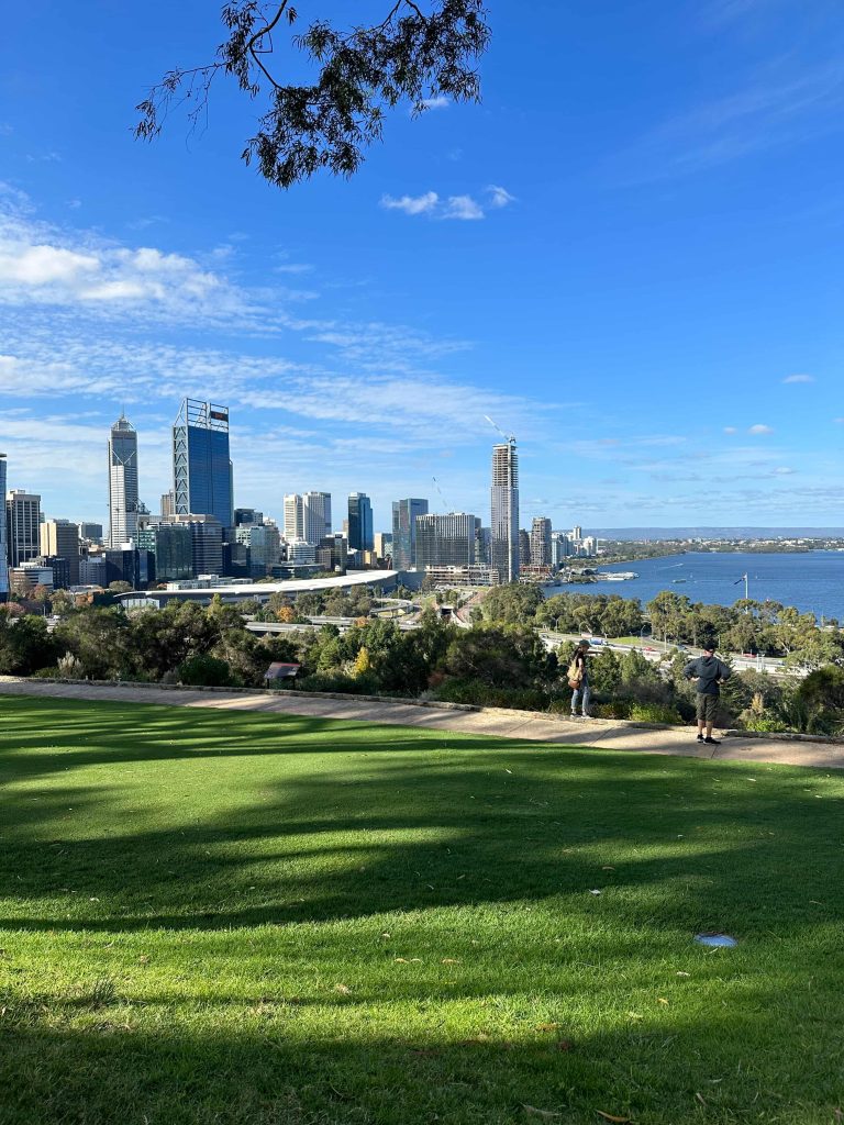 Vistas panorámicas de la ciudad de Perth desde el Kings Park. Perth, Australia
