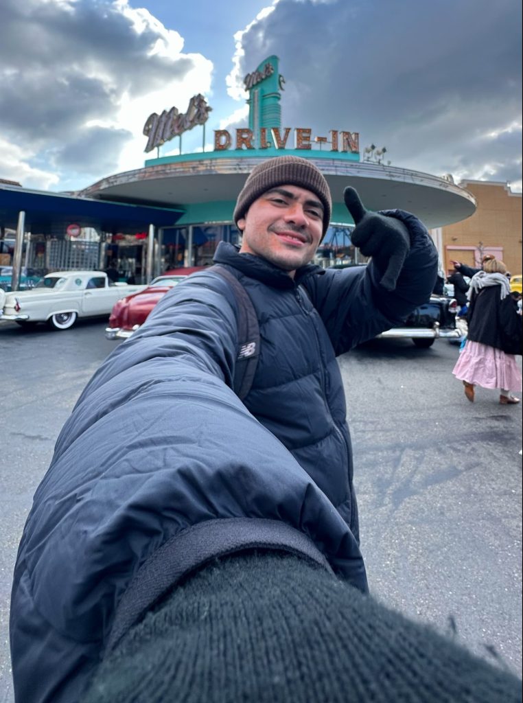 Mel's universal