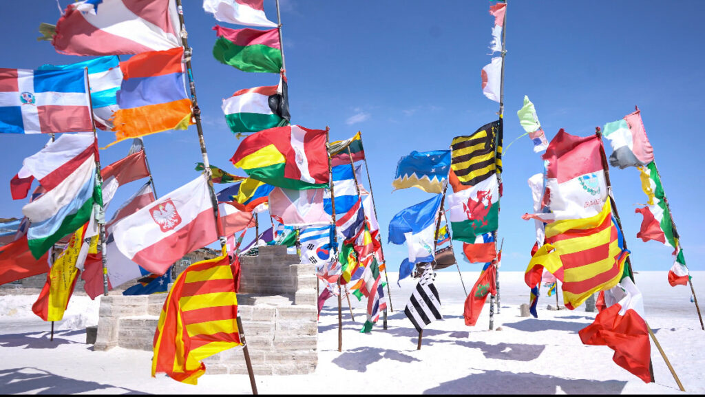 banderas salar de uyuni
